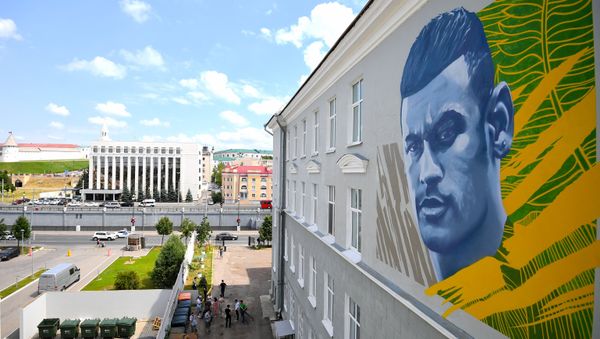 A graffiti depicting famous Brazil's soccer player Neymar decorates a wall of the building in Kazan, Russia, July 5, 2018. - Sputnik International