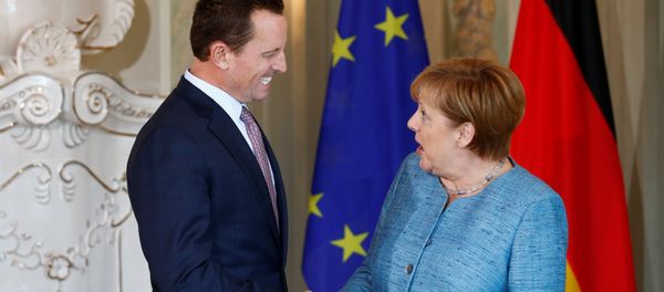German Chancellor Angela Merkel receives the ambassador of U.S. to Germany, Richard Grenell, in Meseberg, Germany July 6, 2018 - Sputnik International