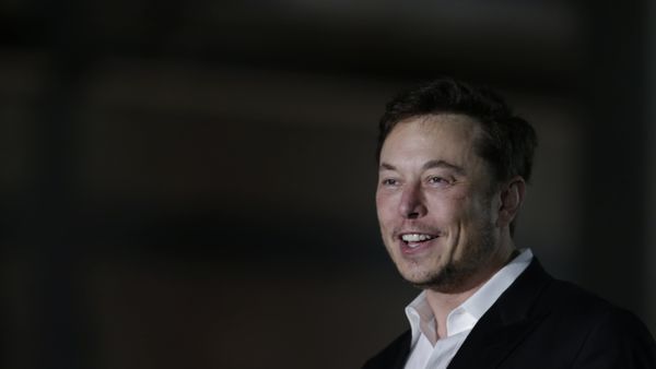 Tesla CEO and founder of the Boring Company Elon Musk speaks at a news conference, Thursday, June 14, 2018, in Chicago. The Boring Company has been selected to build a high-speed underground transportation system that it says will whisk passengers from downtown Chicago to O'Hare International Airport in mere minutes - Sputnik International