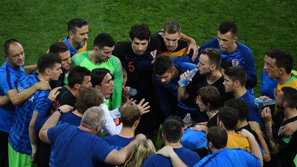 In the center to the left: Head coach Zlatko Dalić (Croatia) and players of the Croatian national team before the penalty shootout in the 1/4 finals match between Russia and Croatia. In the center to the left: Head coach Zlatko Dalić (Croatia) and players of the Croatian national team before the penalty shootout in the 1/4 finals match between Russia and Croatia. - Sputnik International