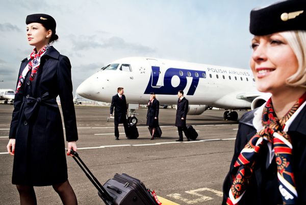 Poland's LOT crew - Sputnik International