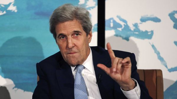 Former Secretary of State John Kerry gestures during the Boston Climate Summit in Boston, Thursday, June 7, 2018 Former Secretary of State John Kerry gestures during the Boston Climate Summit in Boston, Thursday, June 7, 2018 - Sputnik International