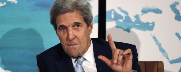 Former Secretary of State John Kerry gestures during the Boston Climate Summit in Boston, Thursday, June 7, 2018 - Sputnik International