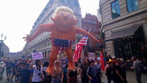 Mass protest in Lonodn against Trump's visit in UK - Sputnik International