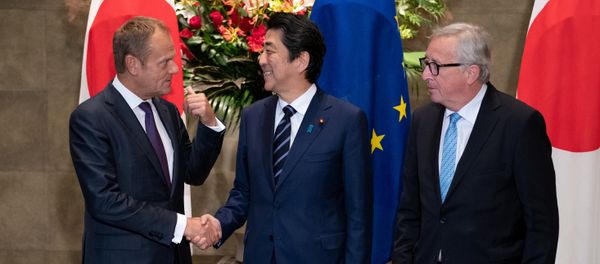 Japanese Prime Minister Shinzo Abe meets with European Commission President Jean-Claude Juncker and European Council President Donald Tusk, July 17, 2018 at the Japanese Prime Minister office in Tokyo Japanese Prime Minister Shinzo Abe meets with European Commission President Jean-Claude Juncker and European Council President Donald Tusk, July 17, 2018 at the Japanese Prime Minister office in Tokyo - Sputnik International