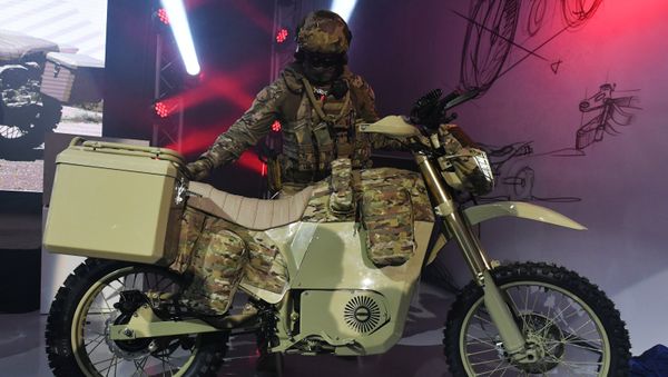 Kalashnikov Concern presents new motor vehicle during the Army 2017 International Military-Technical Forum - Sputnik International