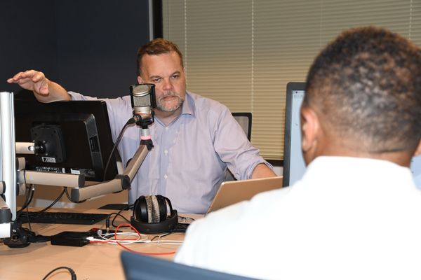 Lee Stranahan and Garland Nixon host Fault Lines in the Radio Sputnik studio in Washington, DC, in June 2018. - Sputnik International