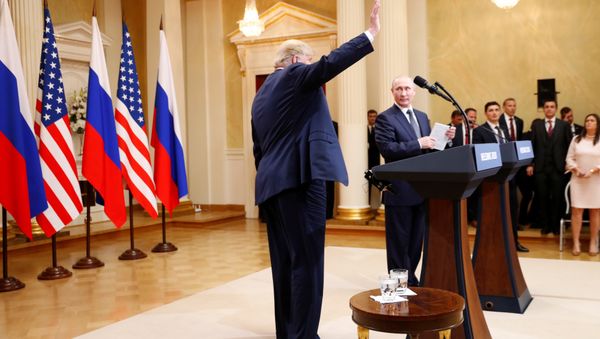 La reunión entre el presidente de Estados Unidos, Donald Trump, y el líder ruso, Vladímir Putin La reunión entre el presidente de Estados Unidos, Donald Trump, y el líder ruso, Vladímir Putin - Sputnik International