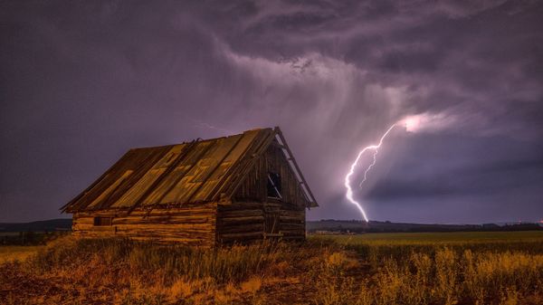 Lightning - Sputnik International