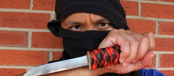 Knife Knife - Sputnik International