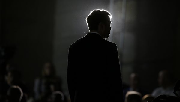 In this file photo taken on June 14, 2018 engineer and tech entrepreneur Elon Musk listens as Chicago Mayor Rahm Emanuel talks about constructing a high speed transit tunnel at Block 37 during a news conference in Chicago, Illinois - Sputnik International