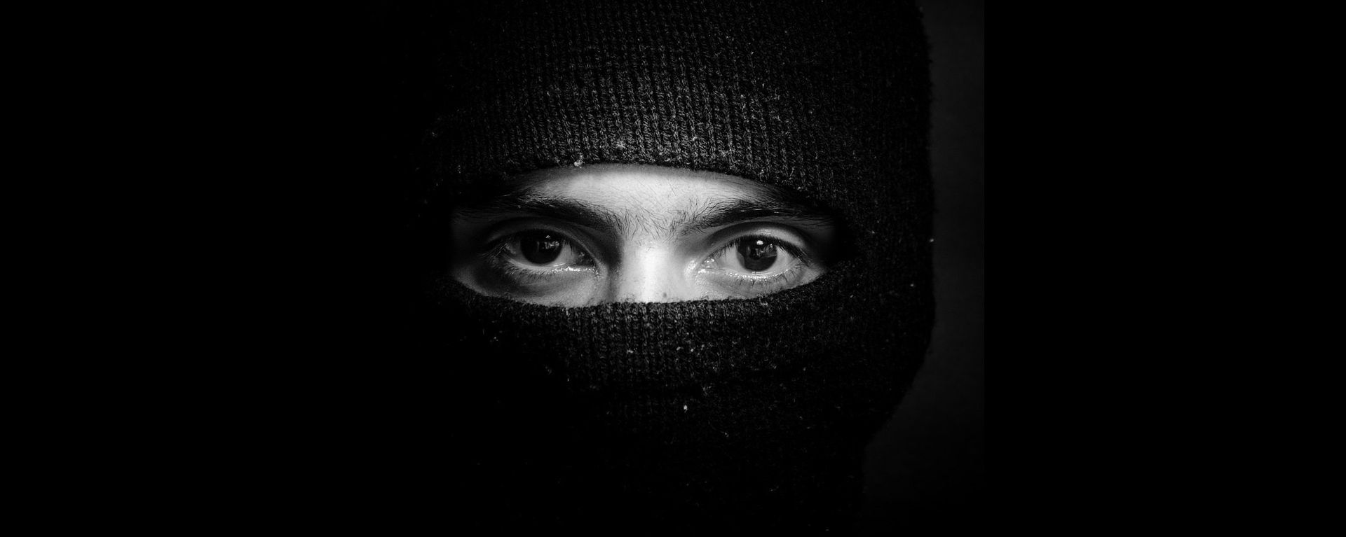 Hooded man - Sputnik International, 1920, 20.07.2018