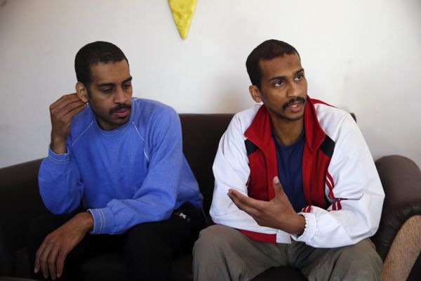 Alexanda Amon Kotey, left, and El Shafee Elsheikh, who were allegedly among four British jihadis who made up a brutal Islamic State cell dubbed The Beatles, speak during an interview with The Associated Press at a security center in Kobani, Syria, Friday, March 30, 2018. Alexanda Amon Kotey, left, and El Shafee Elsheikh, who were allegedly among four British jihadis who made up a brutal Islamic State cell dubbed The Beatles, speak during an interview with The Associated Press at a security center in Kobani, Syria, Friday, March 30, 2018. - Sputnik International