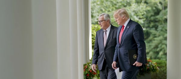 President Donald Trump, right, and European Commission president Jean-Claude Juncker, walk out to speak in the Rose Garden of the White House, Wednesday, July 25, 2018, in Washington. - Sputnik International