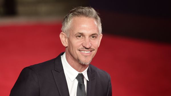 Former England internatonal Gary Lineker poses on arrival for the world premiere of the new James Bond film 'Spectre' at the Royal Albert Hall in London on October 26, 2015 Former England internatonal Gary Lineker poses on arrival for the world premiere of the new James Bond film 'Spectre' at the Royal Albert Hall in London on October 26, 2015 - Sputnik International