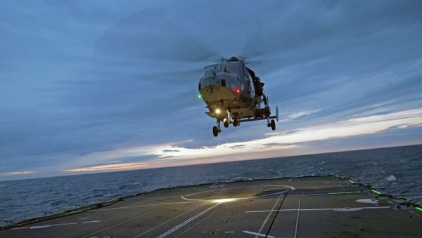 Royal Navy Wildcat helicopter - Sputnik International