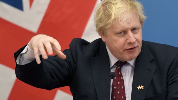 British Foreign Minister and leading Brexit supporter Boris Johnson gives a joint press conference with Hungary's Minister of Foreign Affairs and Trade (not in picture) following talks in Budapest on March 2, 2018. - Sputnik International