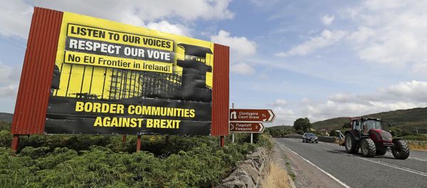 Anti Brexit billboards are seen on the northern side of the border between Newry, in Northern Ireland, and Dundalk, in the Republic of Ireland, on Wednesday, July 18, 2018. British Prime Minister Theresa May is scheduled to make her first visit to the Irish border since the Brexit referendum later this week Anti Brexit billboards are seen on the northern side of the border between Newry, in Northern Ireland, and Dundalk, in the Republic of Ireland, on Wednesday, July 18, 2018. British Prime Minister Theresa May is scheduled to make her first visit to the Irish border since the Brexit referendum later this week - Sputnik International