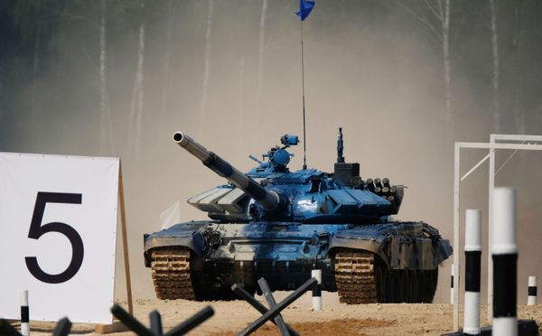 Clash of the Metal Monoliths: Tank Biathlon Starts at International Army Games - Sputnik International