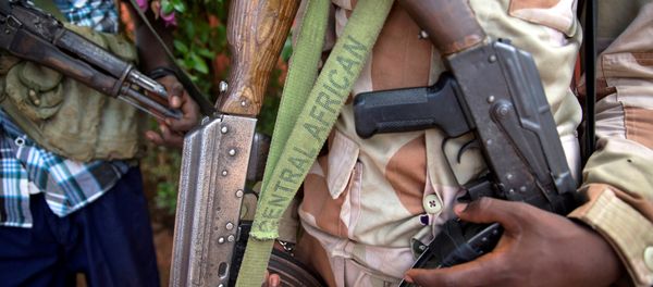 An armed fighter belonging to the 3R armed militia displays his weapon in the town of Koui, Central African Republic, April 27, 2017 An armed fighter belonging to the 3R armed militia displays his weapon in the town of Koui, Central African Republic, April 27, 2017 - Sputnik International