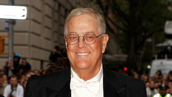 Businessman David Koch arrives at the Metropolitan Museum of Art Costume Institute Gala Benefit celebrating the opening of Charles James: Beyond Fashion in Upper Manhattan, New York May 5, 2014 - Sputnik International