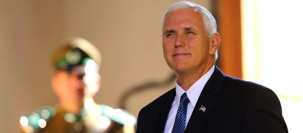 Mike Pence, vicepresidente de los EEUU - Sputnik International
