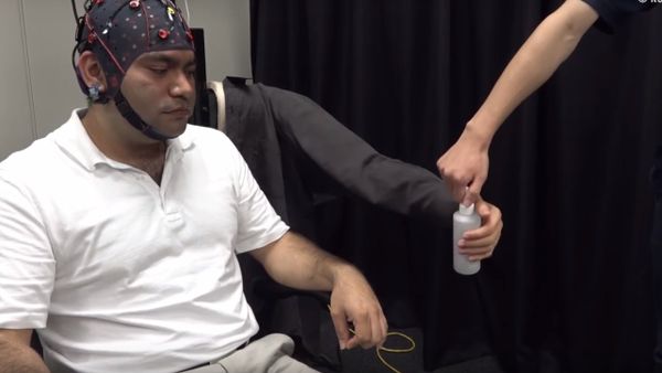 Brain-Controlled Prosthetic Arm - Sputnik International