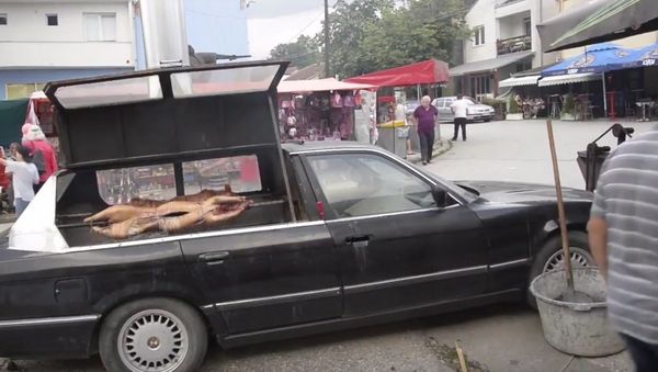 Mobile BBQ - Sputnik International