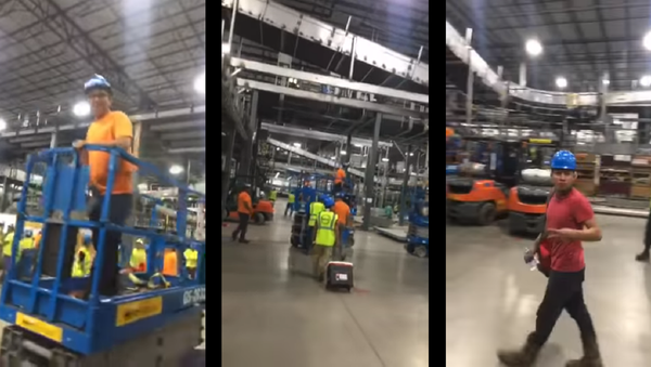 Viral video shows man jubilantly celebrating fellow workers' wildcat strike. - Sputnik International