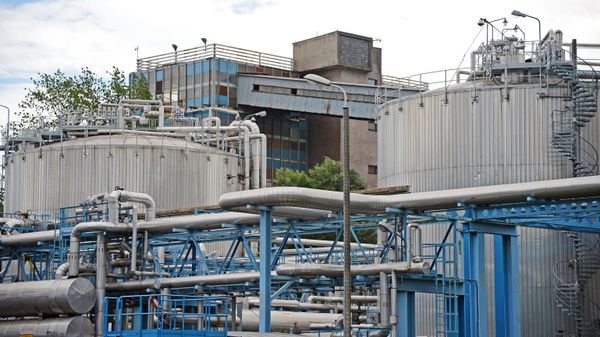 An LNG regasification terminal - Sputnik International