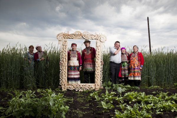 Marii El dwellers in the Ural region wear folk costumes. Portrait. A Hero of Our Time, series, 3rd place - Sputnik International