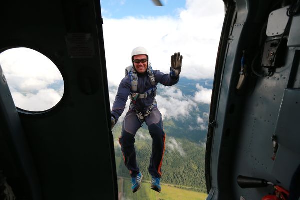 Russia Training sessions of the Emergencies Ministry Leader Center Portrait. A Hero of Our Time, single, honorable mention - Sputnik International