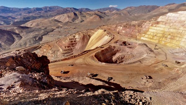 Argentine Government suspended Canadian Barrick Gold after confirming a new cyanide spill in a gold mine in San Juan province, west of Argentine - Sputnik International