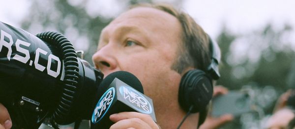 Alex Jones Alex Jones - Sputnik International
