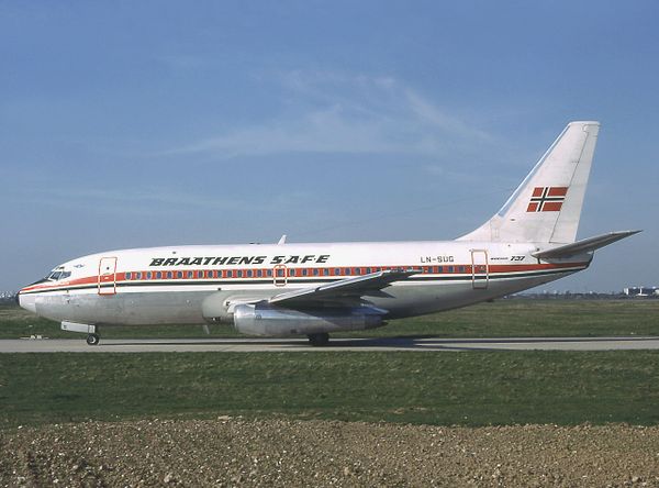 Braathens SAFE Boeing 737-205 LN-SUG at Paris-Charles de Gaulle Airport Braathens SAFE Boeing 737-205 LN-SUG at Paris-Charles de Gaulle Airport - Sputnik International