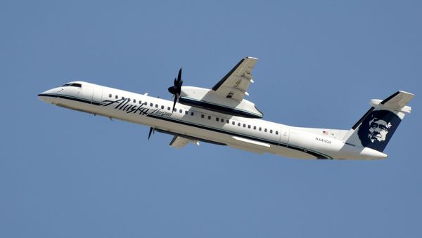 The Bombardier Dash 8 Q400 stolen and crashed outside Seattle on Friday, August 10, 2018 - Sputnik International