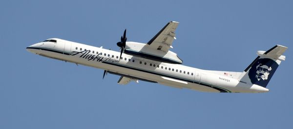 The Bombardier Dash 8 Q400 stolen and crashed outside Seattle on Friday, August 10, 2018 The Bombardier Dash 8 Q400 stolen and crashed outside Seattle on Friday, August 10, 2018 - Sputnik International