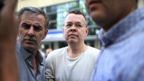 Andrew Craig Brunson, an evangelical pastor from Black Mountain, North Carolina, arrives at his house in Izmir, Turkey. - Sputnik International
