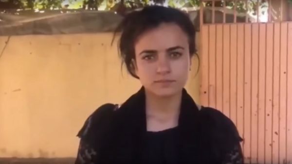 Yazidi refugee Ashwaq Ta'lo told Sputnik that she decided to return to Iraq from Germany after twice encountering her former Daesh captor there - Sputnik International