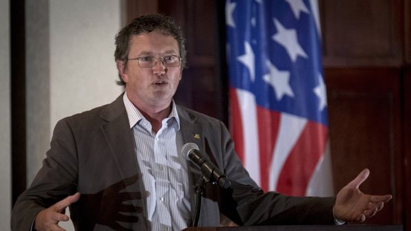 U.S. Rep. Thomas Massie, R-Ky, speaks to supporters. - Sputnik International