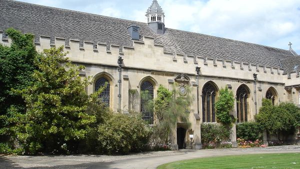 St John's College - Sputnik International