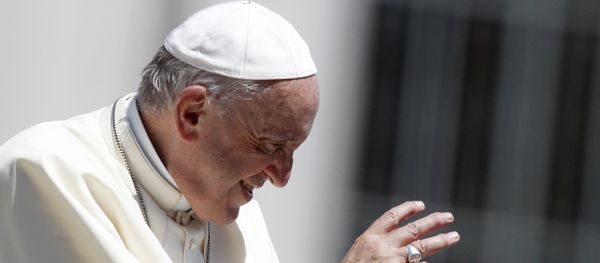 Pope Francis waves to faithful as he leaves at the end of his weekly general audience, in St. Peter's Square, at the Vatican, Wednesday, June 13, 2018 Pope Francis waves to faithful as he leaves at the end of his weekly general audience, in St. Peter's Square, at the Vatican, Wednesday, June 13, 2018 - Sputnik International