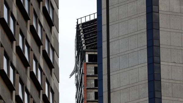 Structural damage is seen on the top five floors of an abandoned 45-storey skyscraper known as the Tower of David after an earthquake in Caracas, Venezuela August 21, 2018 Structural damage is seen on the top five floors of an abandoned 45-storey skyscraper known as the Tower of David after an earthquake in Caracas, Venezuela August 21, 2018 - Sputnik International