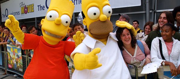 Mascots dressed as Homer Simpson Bart Simpson wave entertain fans 25 July 2007 at the British Premiere of The Simpsons Movie, at the Dome in London Mascots dressed as Homer Simpson Bart Simpson wave entertain fans 25 July 2007 at the British Premiere of The Simpsons Movie, at the Dome in London - Sputnik International