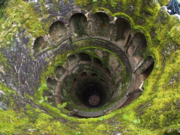 Spectacular Holes: Mysterious Chasms Peering Out From Amazing Places on Earth - Sputnik International