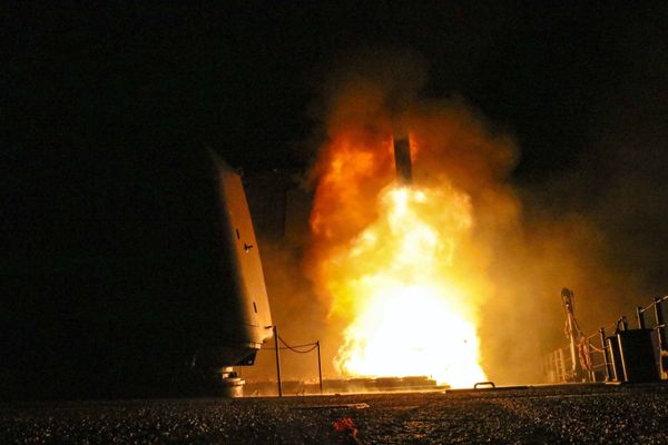 Russia to Produce Non-INF Compliant Missiles After Deal Collapse, but Won't Deploy Them First - Putin - Sputnik International