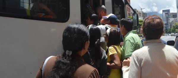 Apagón eléctrico provocó suspensión del sistema de transporte subterráneo en Caracas, y ocasionó caos en la ciudad Apagón eléctrico provocó suspensión del sistema de transporte subterráneo en Caracas, y ocasionó caos en la ciudad - Sputnik International
