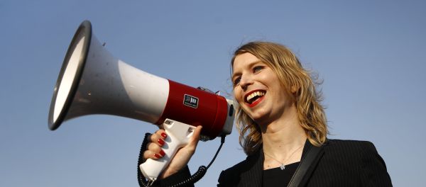 In this April 18, 2018 photo, Chelsea Manning addresses participants at an anti-fracking rally in Baltimore. It's one of the most unconventional U.S. Senate bids in recent memory: Manning, America's most famous convicted leaker, is seeking to win Maryland’s Democratic primary In this April 18, 2018 photo, Chelsea Manning addresses participants at an anti-fracking rally in Baltimore. It's one of the most unconventional U.S. Senate bids in recent memory: Manning, America's most famous convicted leaker, is seeking to win Maryland’s Democratic primary - Sputnik International