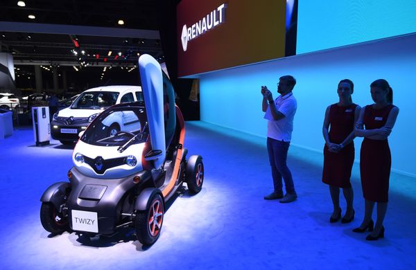 Luxury and Style: 2018 Moscow International Auto Show Luxury and Style: 2018 Moscow International Auto Show - Sputnik International