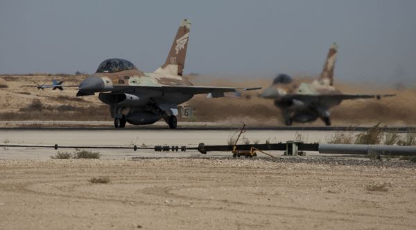 Iraqi Parliament Group Calls Alleged Israeli Strikes 'Declaration of War', Demands US Troops Exit Iraqi Parliament Group Calls Alleged Israeli Strikes 'Declaration of War', Demands US Troops Exit - Sputnik International